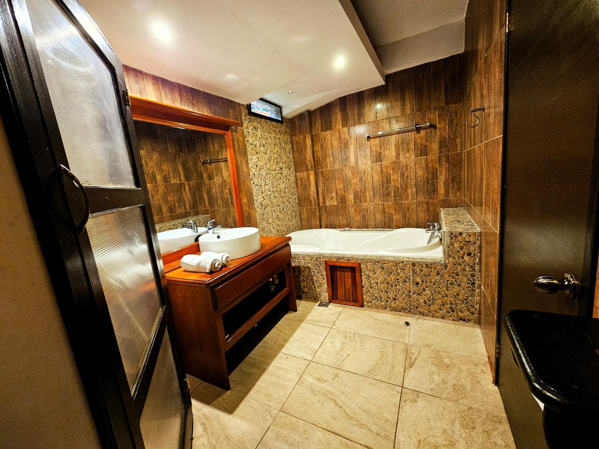 Las Luciernagas Hotel ฟลอเรส ภายนอก รูปภาพ